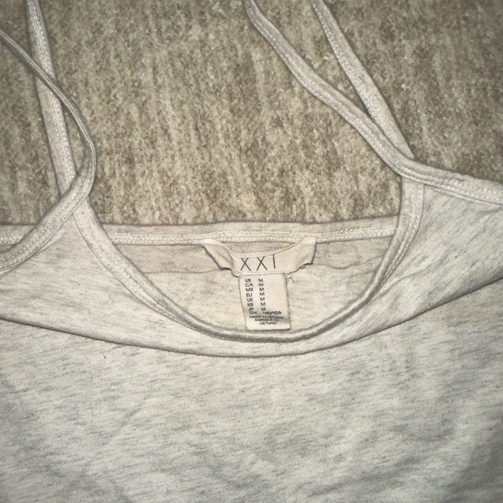 Cropped tanks bundle - Picture 4 of 5